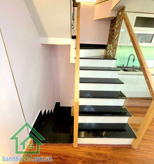 CHỈ 4,99 TỶ – TRUNG TÂM QUẬN 1 – NGUYỄN CƯ TRINH – 5 TẦNG FULL NỘI THẤT - 2PN – 3WC Căn nhà “hiếm có khó tìm” ngay lõi Quận 1 – vào ở ngay, full tiện nghi! 