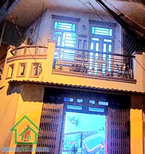 CHỈ 2,7 TỶ - LÔ GÓC – HẺM XE HƠI THÔNG – NGAY NGÃ TƯ 4 XÃ - DT: 26M² - 2 TẦNG - 2PN - 3WC - Ở NGAY