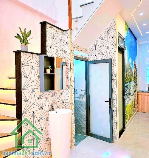 CHỈ 5,78 TỶ – NGUYỄN VĂN CÔNG – GẦN BV 175 – SÁT SÂN BAY – NHÀ MỚI Ở NGAY - 3PN – 3WC Căn nhà hiếm khu sân bay – full nội thất – dọn vào ở liền! Diện tích: 32,4m²  Mob 0933144037
