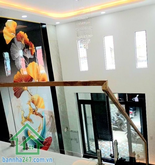 CHỈ 3,98 TỶ - NHÀ ĐẸP – LÊ VĂN KHƯƠNG – NGAY CHỢ THIẾC – DT: 51m² (4,2 x 13) 2 TẦNG - 3PN - 2WC SHR Phường Hiệp Thành – Quận 12 Chỉ vài bước chân ra chợ Thiếc