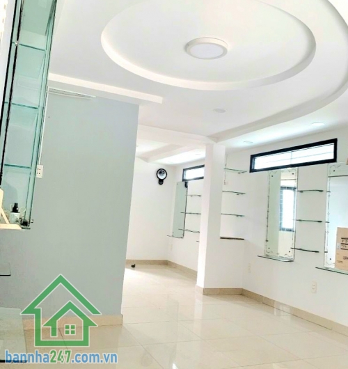 CHỈ 5,45 TỶ – HXH – TRẦN THỊ HÈ – 75M² (5 x 15) – 3 TẦNG - 3PN + 3 PHÒNG TRỌ (VỪA Ở VỪA CHO THUÊ ) • Diện tích: ~75m² (5m x 15m) • Kết cấu: 1 trệt – 2 lầu (3 tầng) ▪ 3 phòng ngủ gia đình ▪  3 phòng trọ cho thuê (có dòng tiền sẵn) • Phù hợp: ở + đầu tư kha