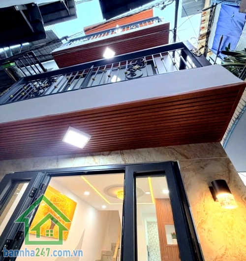 CHỈ 2,35 TỶ - NHÀ LŨY BÁN BÍCH – NHÀ MỚI 3 TẦNG – FULL NỘI THẤT - 2PN - 3WC Nhà mới đẹp, dọn vào ở ngay Vị trí: Lũy Bán Bích, Quận Tân Phú – giáp Quận 11, Quận 6 DTSD: 52m² – 3 tầng kiên cố. Kết cấu: 1 trệt 2 lầu - 2PN rộng rãi – 3WC riêng biệt