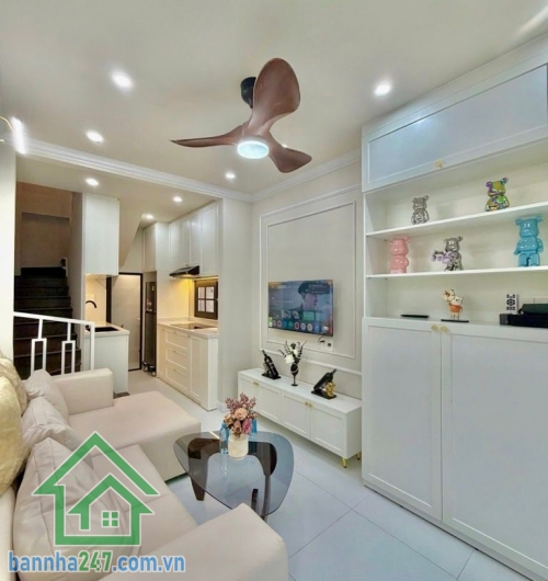 CHỈ 5,15 TỶ – PHẠM VĂN ĐỒNG, BÌNH THẠNH – LÔ GÓC 2 MẶT THOÁNG – 4 TẦNG - 3PN master – 4WC – PK – bếp Căn nhà “siêu phẩm” hiếm – 2 mặt tiền hẻm – full nội thất Mob 0933144037