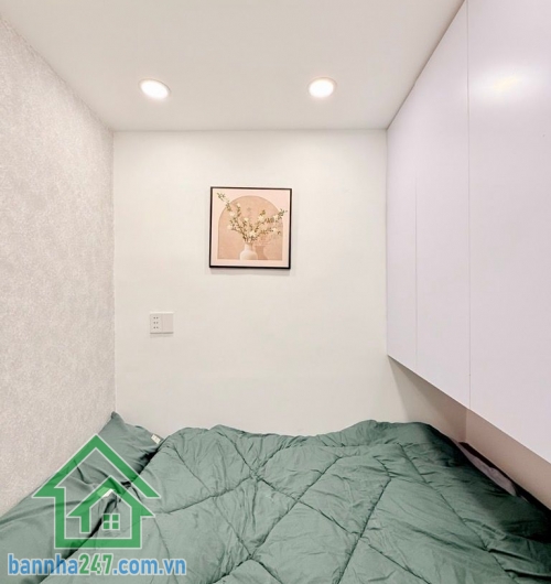 CHỈ 5,2 TỶ – LÔ GÓC PHỐ ẨM THỰC PHAN XÍCH LONG – PHÚ NHUẬN -FULL NỘI THẤT – 2 TẦNG – 3PN – SỔ A4 HOÀN CÔNG Vị trí siêu đỉnh: Ngay phố ẩm thực Phan Xích Long