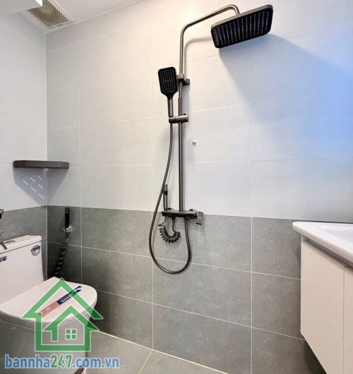 CHỈ 5,2 TỶ – LÔ GÓC PHỐ ẨM THỰC PHAN XÍCH LONG – PHÚ NHUẬN -FULL NỘI THẤT – 2 TẦNG – 3PN – SỔ A4 HOÀN CÔNG Vị trí siêu đỉnh: Ngay phố ẩm thực Phan Xích Long