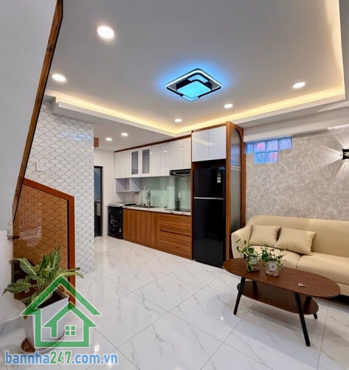 CHỈ 5,2 TỶ – LÔ GÓC PHỐ ẨM THỰC PHAN XÍCH LONG – PHÚ NHUẬN -FULL NỘI THẤT – 2 TẦNG – 3PN – SỔ A4 HOÀN CÔNG Vị trí siêu đỉnh: Ngay phố ẩm thực Phan Xích Long