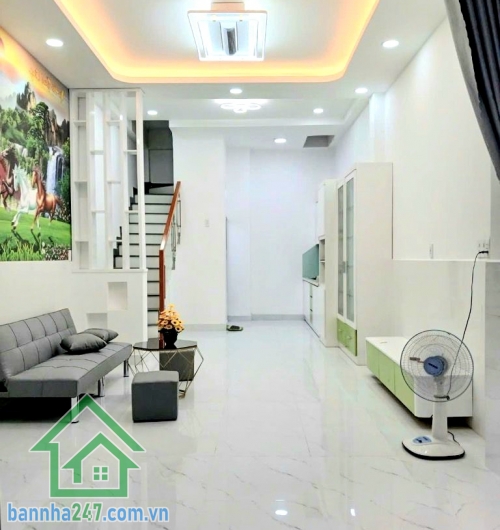 CHỈ 5,15 TỶ – MẶT TIỀN GÒ XOÀI – NHÀ MỚI Ở NGAY – KINH DOANH ĐỈNH • Diện tích: 4m x 12m – ~49m² • Kết cấu: 1 trệt – 1 lầu (đúc BTCT) • Công năng: 2 PN - 2 WC - Mob 0933144037