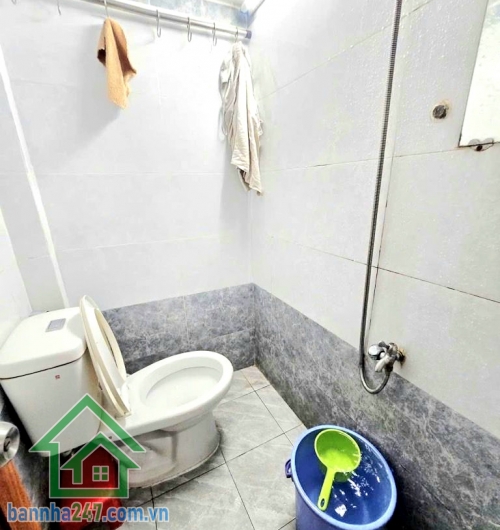 CHỈ 2,8 TỶ – ÂU CƠ TÂN BÌNH – SỔ NỞ HẬU – 2 TẦNG -  Đường Âu Cơ – giáp trung tâm Thuận tiện di chuyển sang Q.11, Q.10, Tân Phú Gần khu Bàu Cát – tiện ích đầy đủ