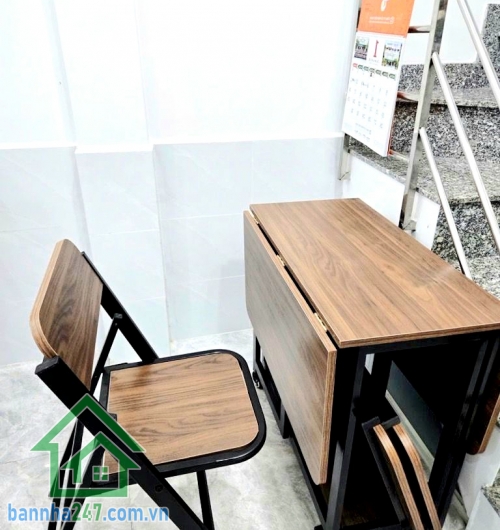 CHỈ 3,95 TỶ – TÂN BÌNH – NGAY BÙI THẾ MỸ – 4 TẦNG BTCT – FULL NỘI THẤT - 2 PN - 2 WC Nhà mới đẹp 100% – dọn vào ở ngay Diện tích: 3.2m x 6m (vuông vức – phong thủy tốt)
