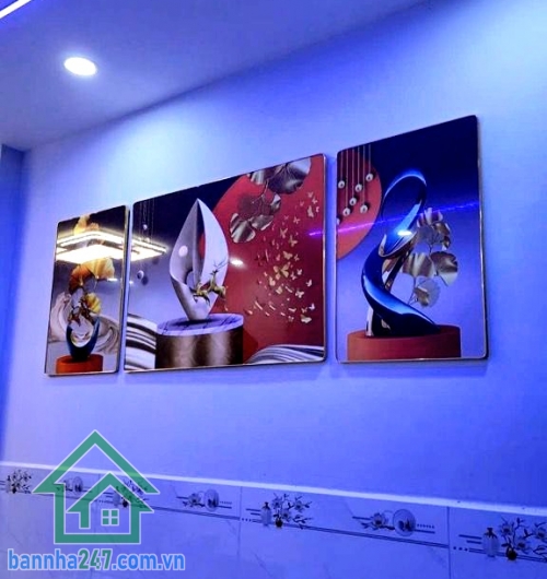CHỈ 3,9 TỶ – TRUNG TÂM QUẬN 3 – GẦN CMT8 – NHÀ ĐẸP Ở NGAY - 2PN – 2WC Căn nhà “mơ ước” giữa trung tâm – giá hiếm – cực kỳ đáng xuống tiền! Diện tích: 34m² Mob 0933 144 037