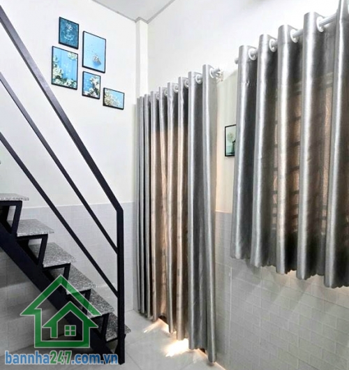 CHỈ 2,29 TỶ – SỞ HỮU NGAY NHÀ PHỐ 3 TẦNG TRUNG TÂM TÂN PHÚ – HẺM XE HƠI THÔNG  Ngay Âu Cơ – Huỳnh Văn Chính, sát Bệnh Viện Tân Phú, trường Đại Học Văn Hiến, Giáp Tân Bình – Quận 11 – vị trí cực thuận tiện di chuyển