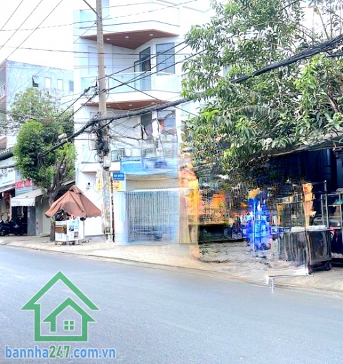 CHỈ 20 TỶ – MTKD NGUYỄN HỮU TIẾN – DT: (6.5 x 25)M – 2 TẦNG - 7 PHÒNG TRỌ - THU NHẬP GẦN 30TR/THÁNG. Diện tích: 6.5 x 25m – vuông vức, sổ hồng riêng. Hiện trạng: 1 trệt 1 lầu – gồm 7 phòng trọ + 1 mặt bằng kinh doanh