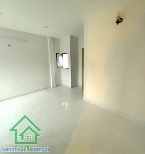 CHỈ 4,95 TỶ – NHÀ MỚI TINH 3 TẦNG – HẺM XE HƠI THÔNG – SÁT CHỢ BÌNH LONG – GIÁP TÂN PHÚ - DT: 43M² 3PN - 3WC Khu Bình Long – giáp Tân Phú, tiện ích xung quanh đầy đủ