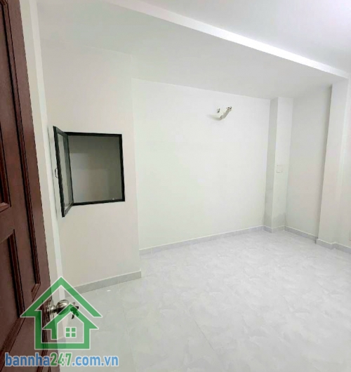 CHỈ 4,95 TỶ – NHÀ MỚI TINH 3 TẦNG – HẺM XE HƠI THÔNG – SÁT CHỢ BÌNH LONG – GIÁP TÂN PHÚ - DT: 43M² 3PN - 3WC Khu Bình Long – giáp Tân Phú, tiện ích xung quanh đầy đủ