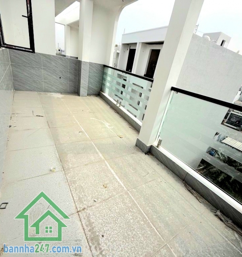 NHỈNH 6 TỶ – NHÀ 5 TẦNG MỚI XÂY - DT: 50M² – GIÁP KHU TÊN LỬA - 4PN – 5W • DT: 6.25 x 9m – 50m² • 5 tầng: trệt – lửng – 2 lầu – sân thượng • 4PN – 5WC (WC riêng khép kín)