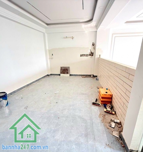 NHỈNH 6 TỶ – NHÀ 5 TẦNG MỚI XÂY - DT: 50M² – GIÁP KHU TÊN LỬA - 4PN – 5W • DT: 6.25 x 9m – 50m² • 5 tầng: trệt – lửng – 2 lầu – sân thượng • 4PN – 5WC (WC riêng khép kín)
