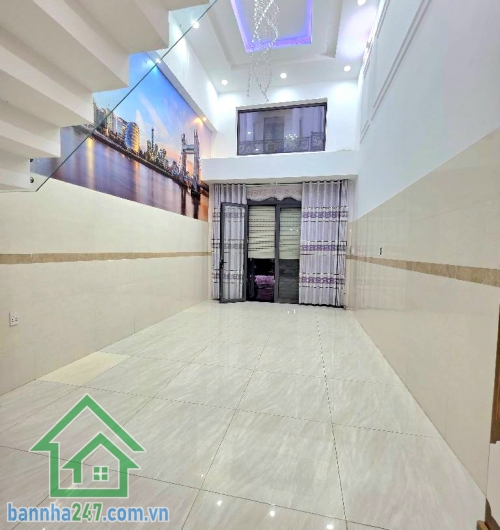 NHỈNH 7 TỶ – NHÀ 5 TẦNG BTCT – HẺM XE HƠI – BÌNH TRỊ ĐÔNG, BÌNH TÂN - 4PN – 5WC DT: 5 tầng (1 trệt, lửng, 2 lầu, sân thượng trước sau). 4PN – 5WC, tầng trệt có phòng ngủ. 