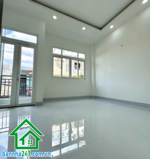 CHỈ 6.05 TỶ - SIÊU PHẨM NHÀ MỚI – HẺM XE HƠI 6M – TRUNG TÂM TÂN PHÚ – Ở NGAY Căn nhà quá lý tưởng cho gia đình nhỏ: 1 trệt 1 lầu – 2PN – 2WC- Nhà mới, sạch sẽ, chỉ xách va ly vào ở. 